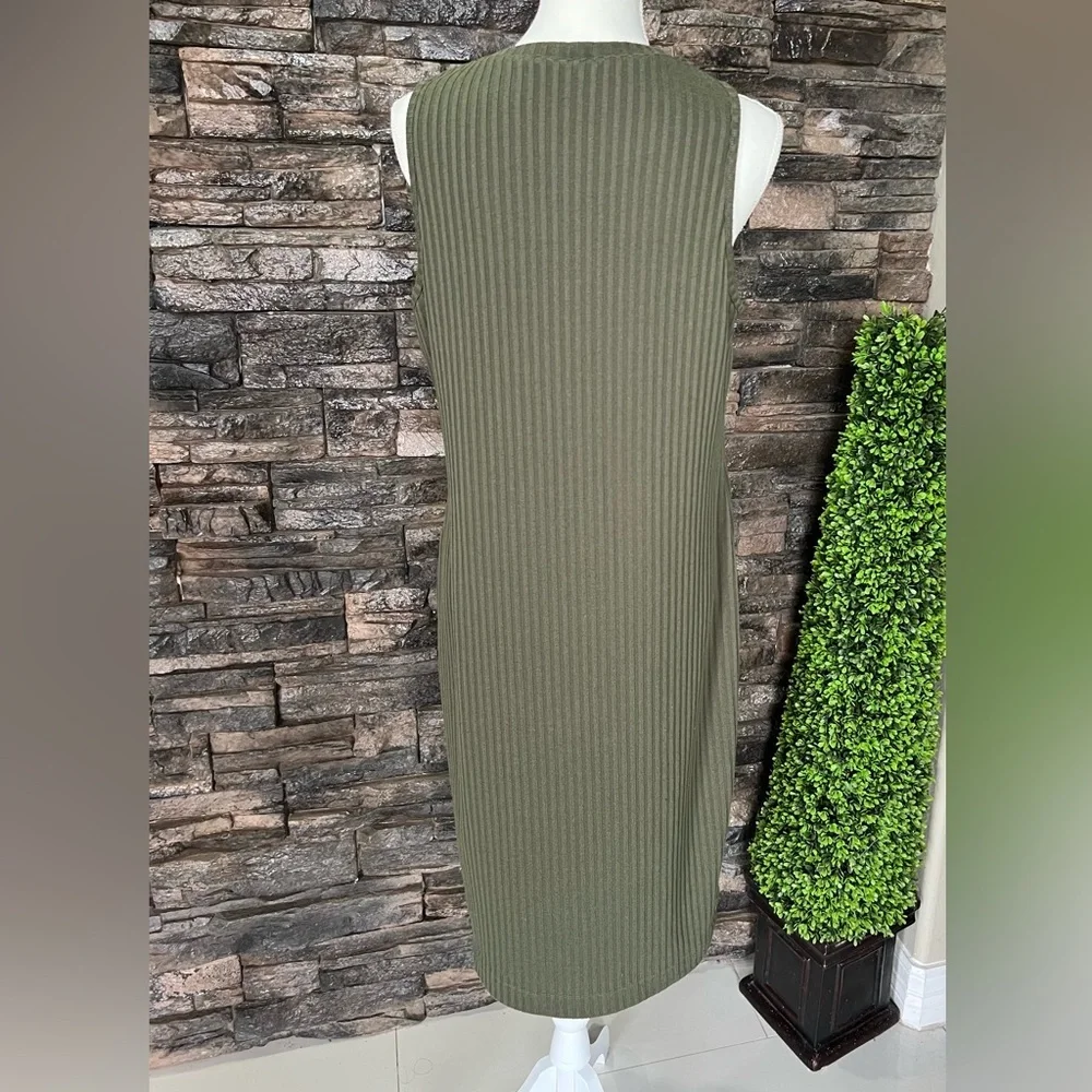 Nine West Green Ribbed Halter Midi Dress - Picture 3 of 10